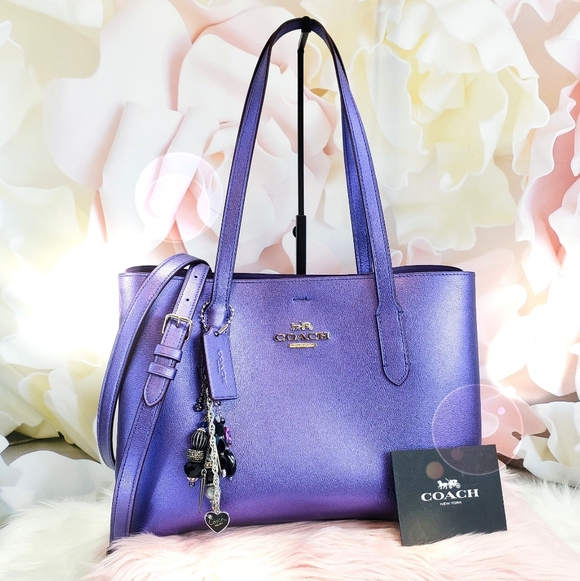 Meet your Posher, Kelli - Picture 5 of 12